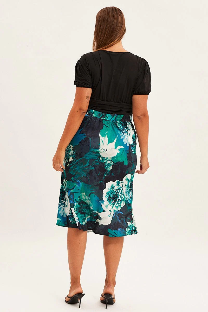 Abstract Print Slip Skirt Midi Satin - Image 5