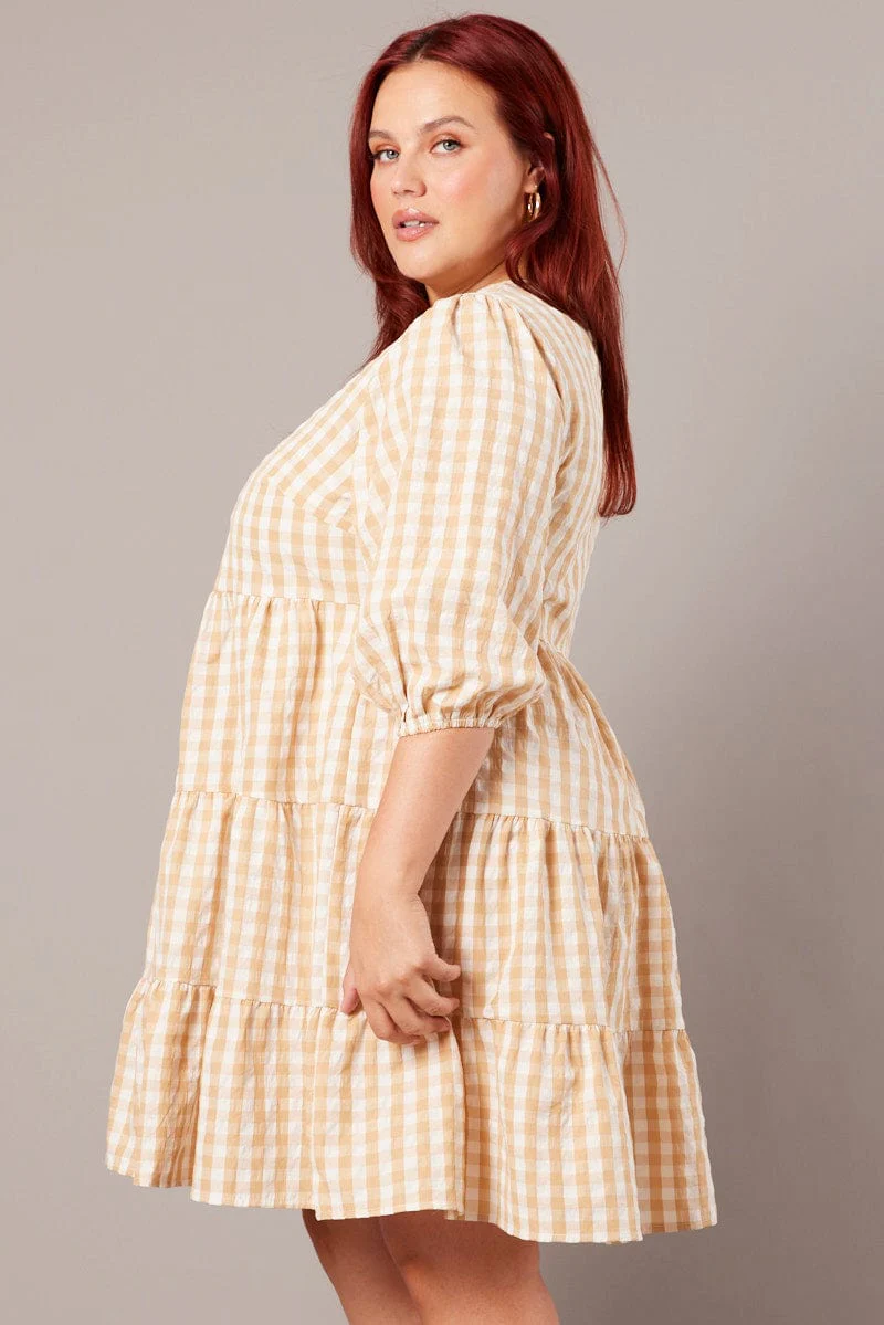 Beige Check Puff 3/4 Sleeve Gingham Smock Dress - Image 4