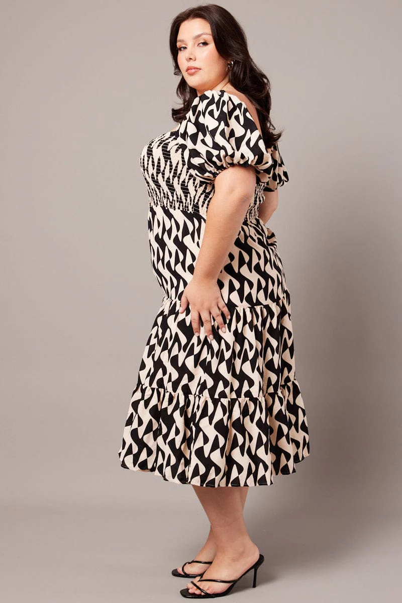 Black Abstract Midi Dress Short Sleeve Shirred - Image 4