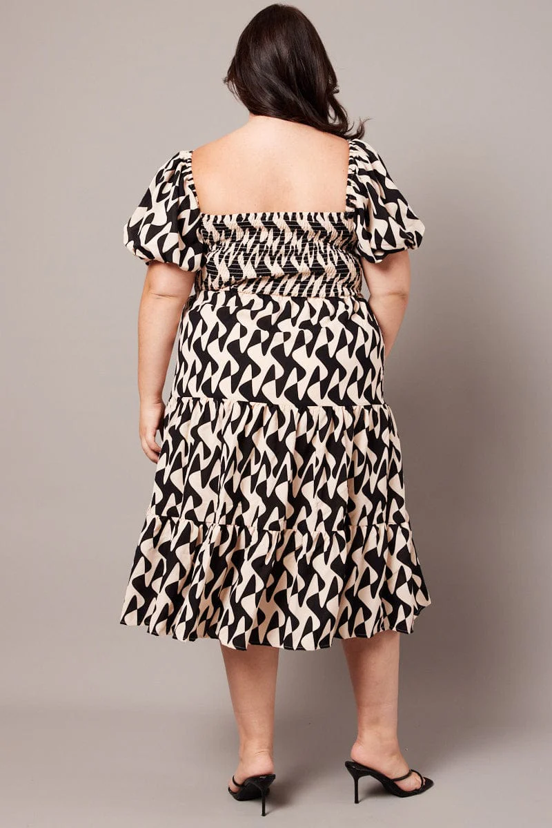 Black Abstract Midi Dress Short Sleeve Shirred - Image 5