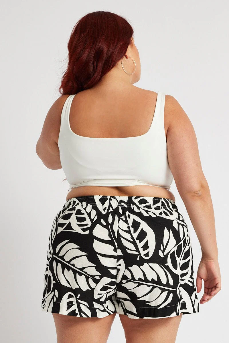 Black Abstract Relaxed Shorts High Rise - Image 5