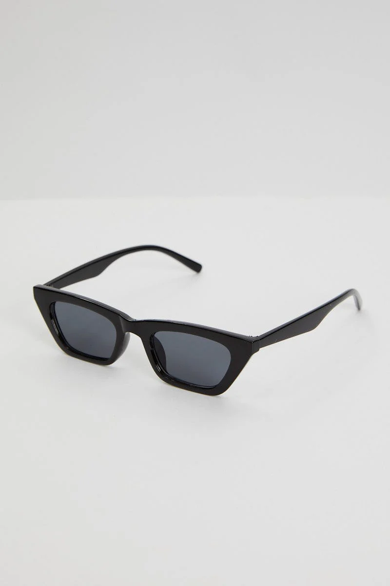 Black Cat Eye Acrylic Frame Sunglasses - Image 2