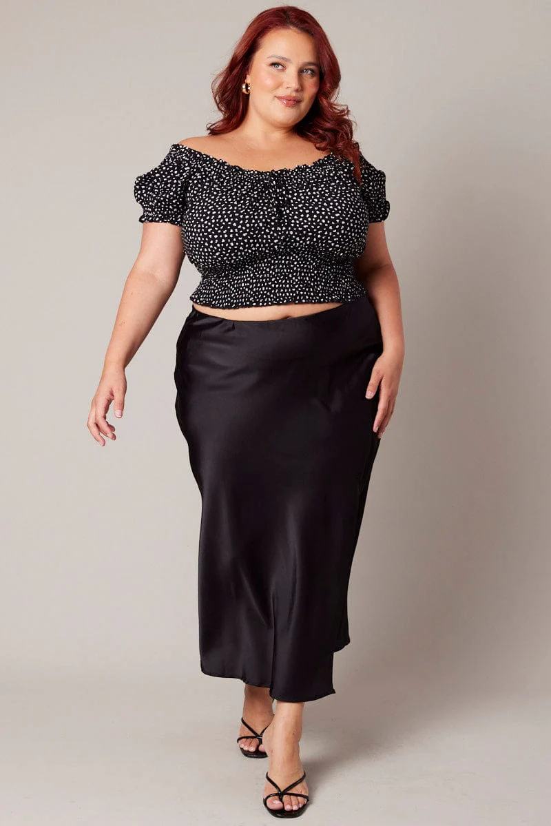 Black Ditsy Crop Top Short Sleeve Ruched Bust - Image 2