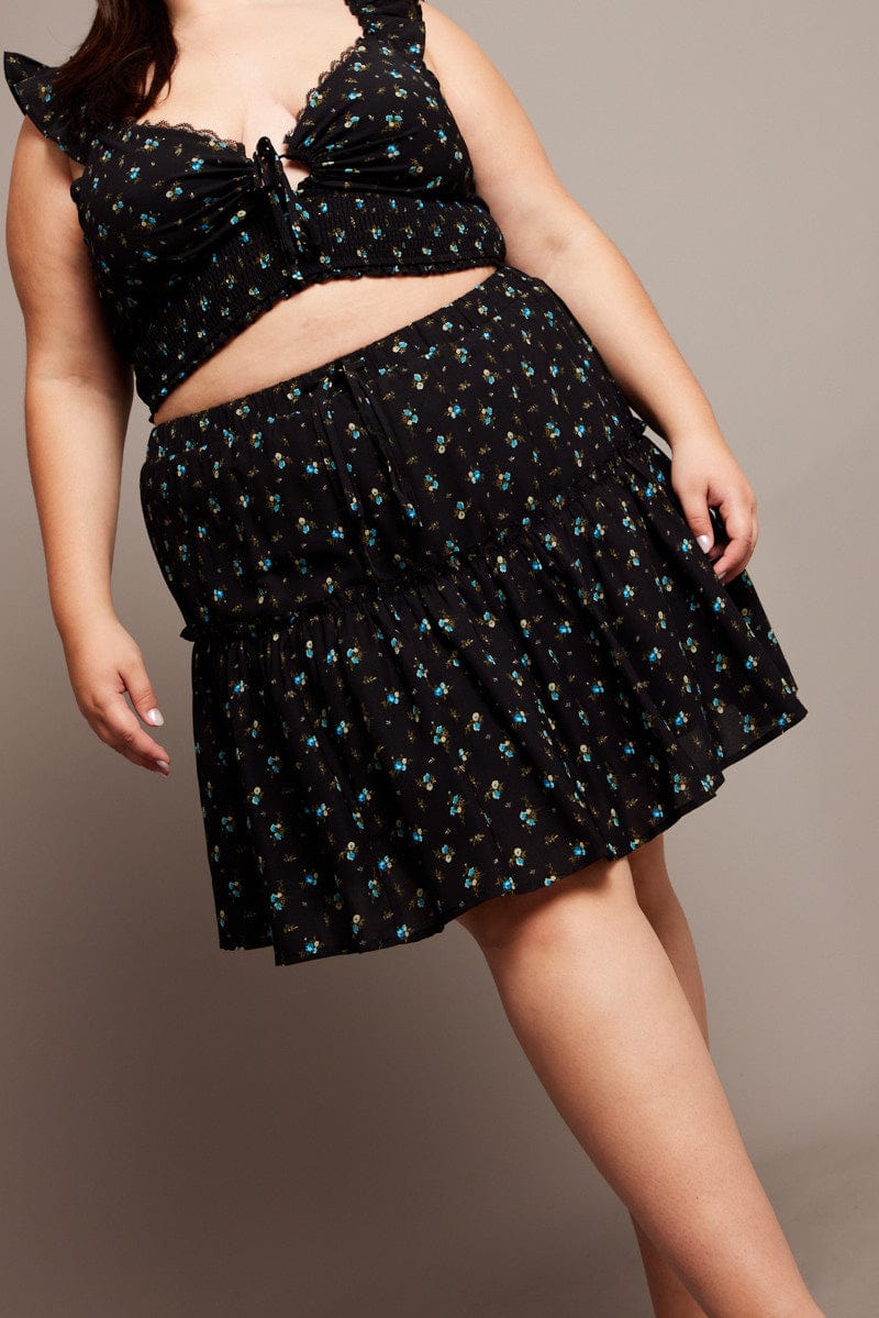 Black Ditsy Frill Hem Mini Skirt - Image 3