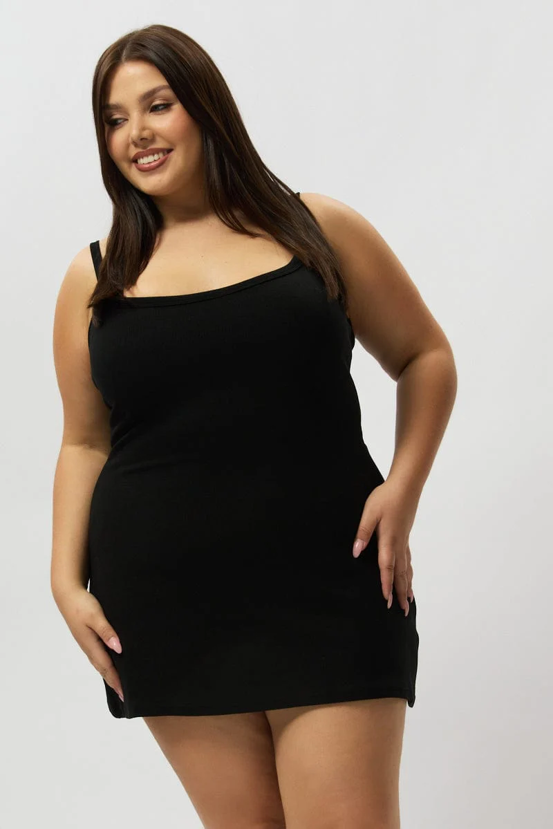 Black Dress Sleeveless Scoop Neck - Image 3