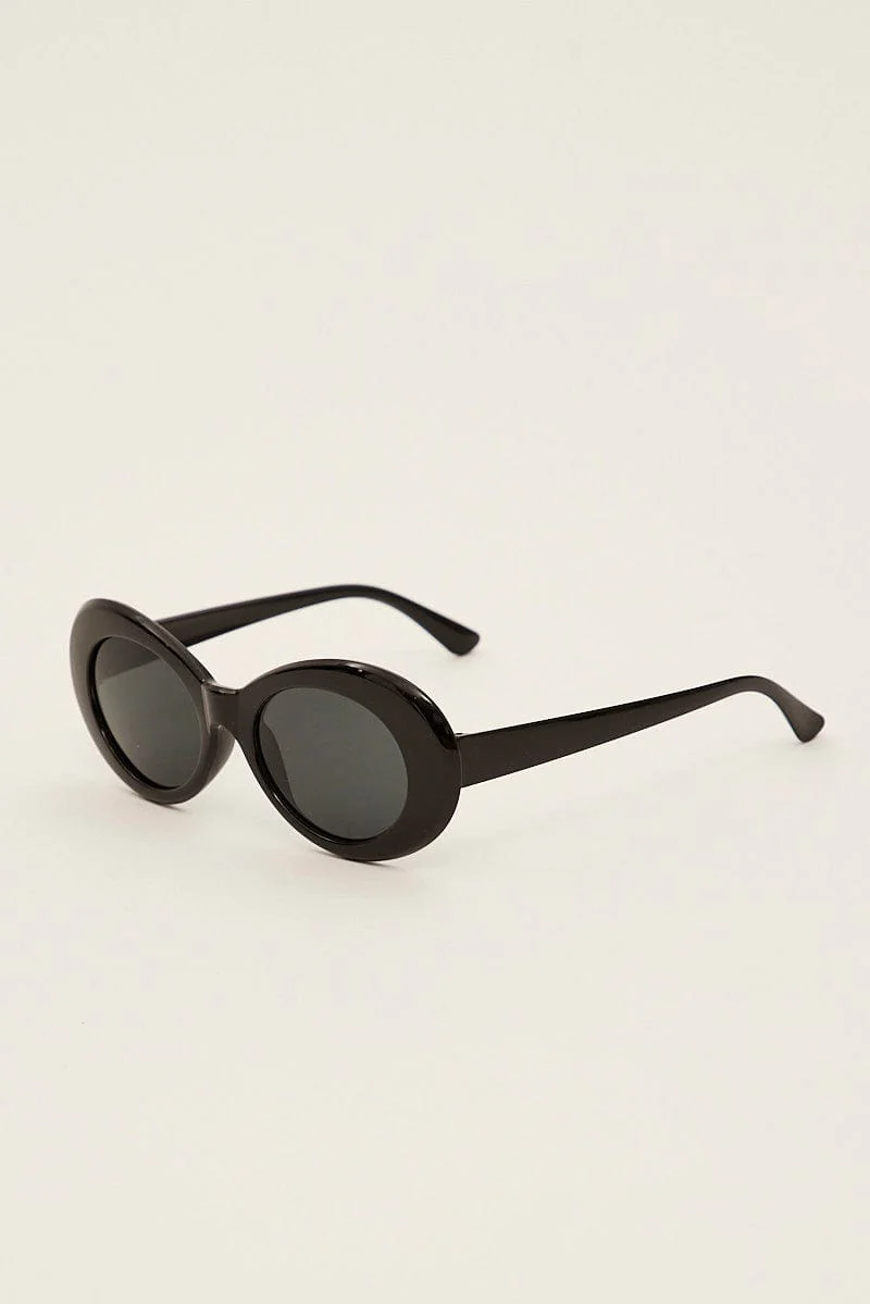Black Fashion Sunglasses - Image 2