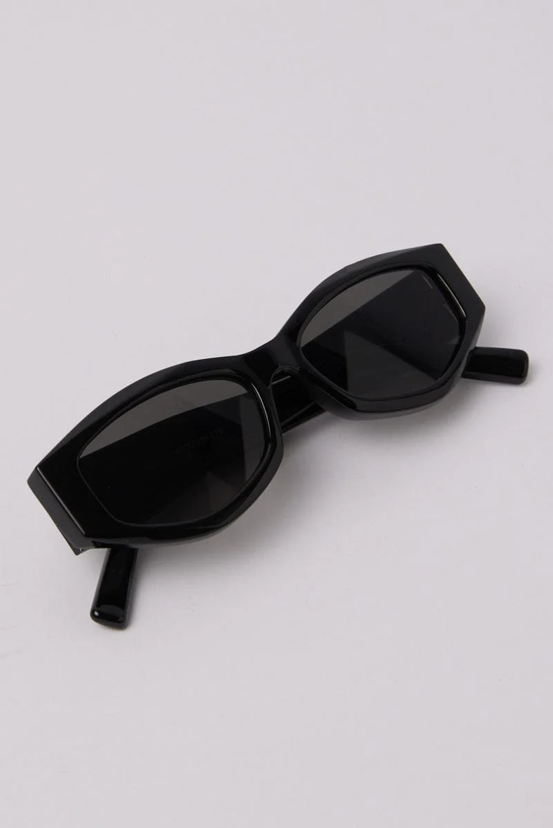 Black Fashion Sunglasses - Image 2