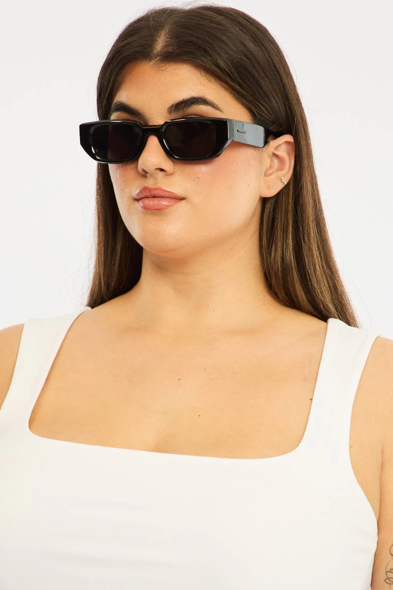 Black Fashion Sunglasses - Image 2