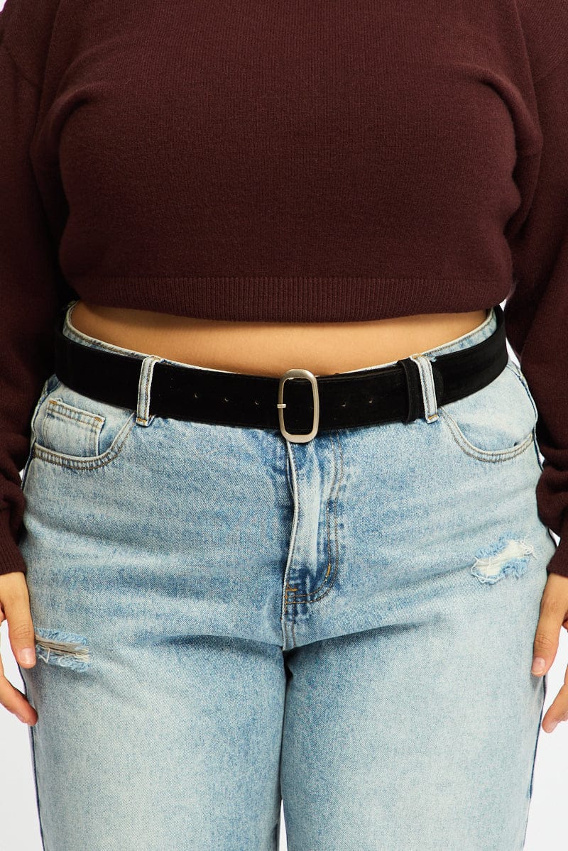 Black Oval Buckle Belt