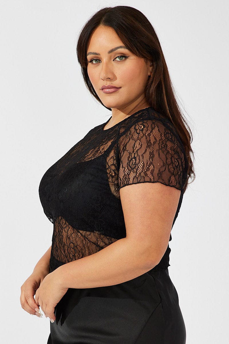 Black Top Short Sleeve Crew Neck Lace - Image 4