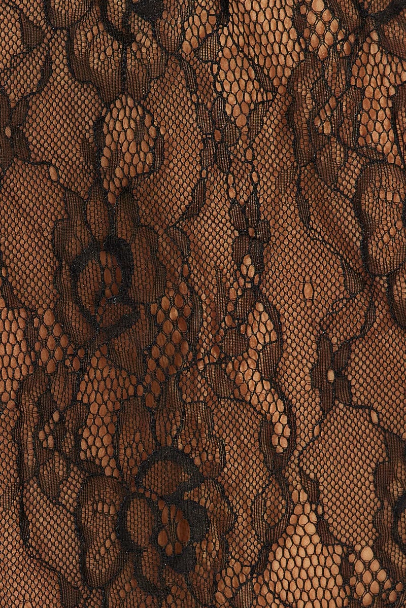 Black Top Short Sleeve Crew Neck Lace - Image 6