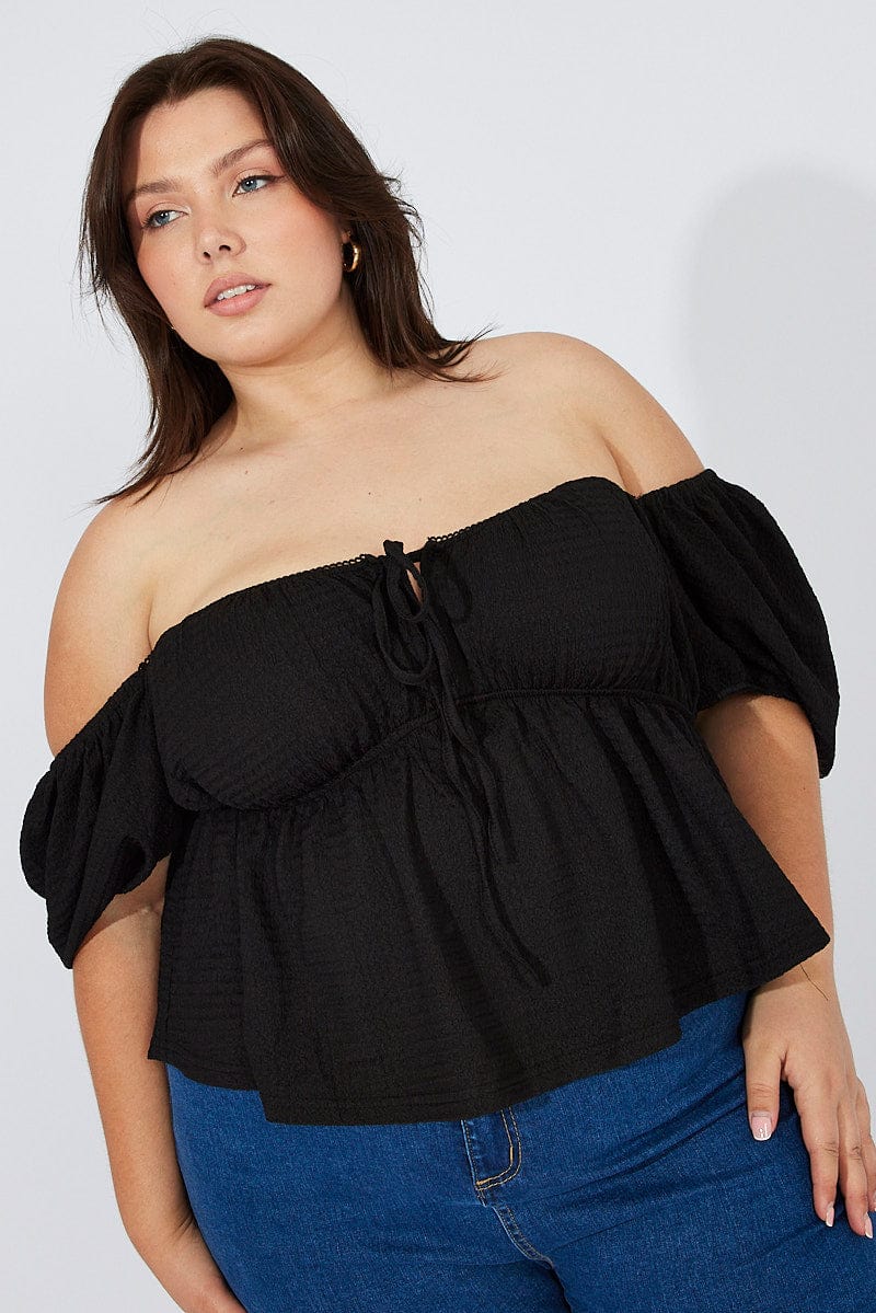 Black Top Short Sleeve Sweetheart Neckline Textured - Image 3