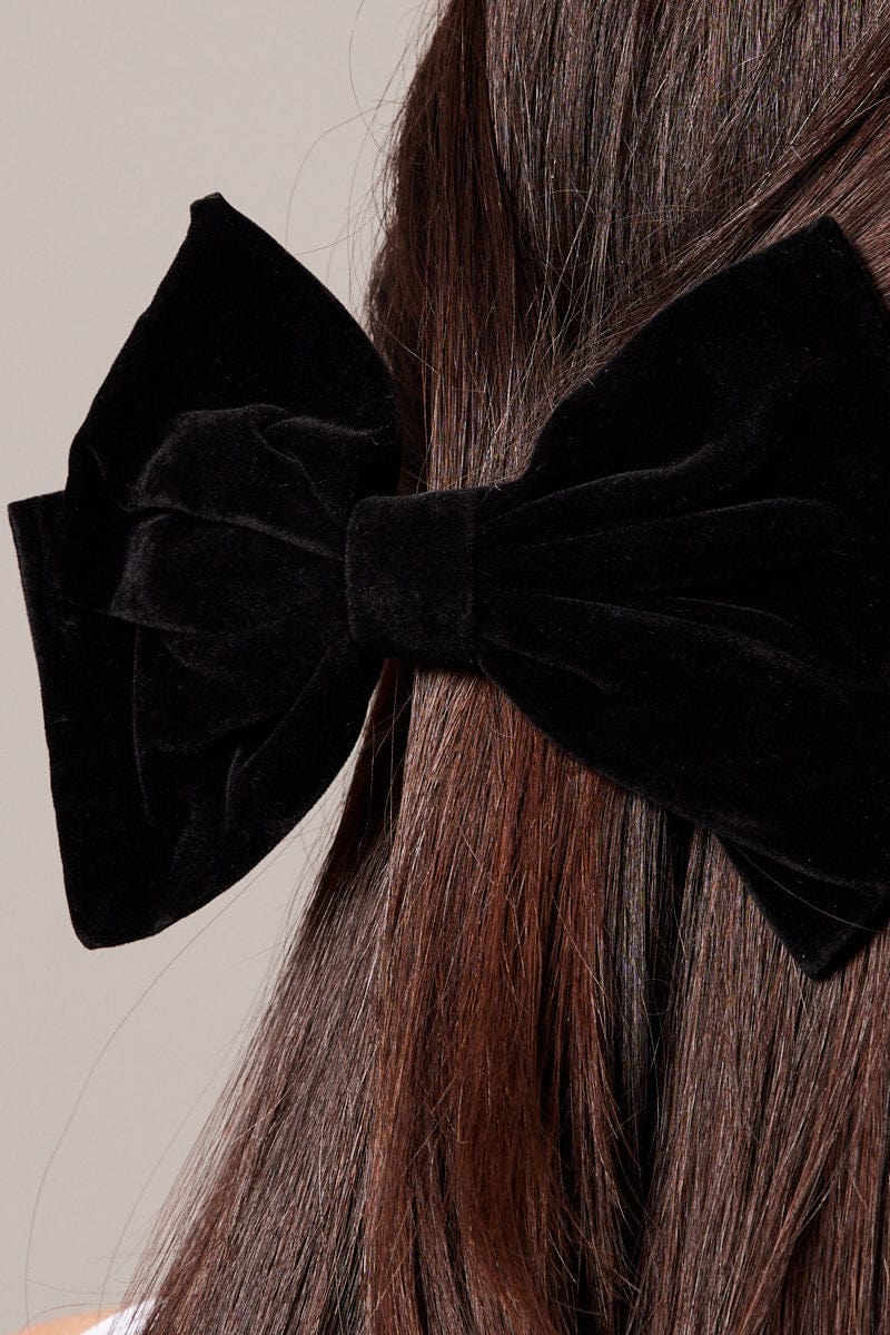 Black Velvet Bow Hair Clip - Image 2
