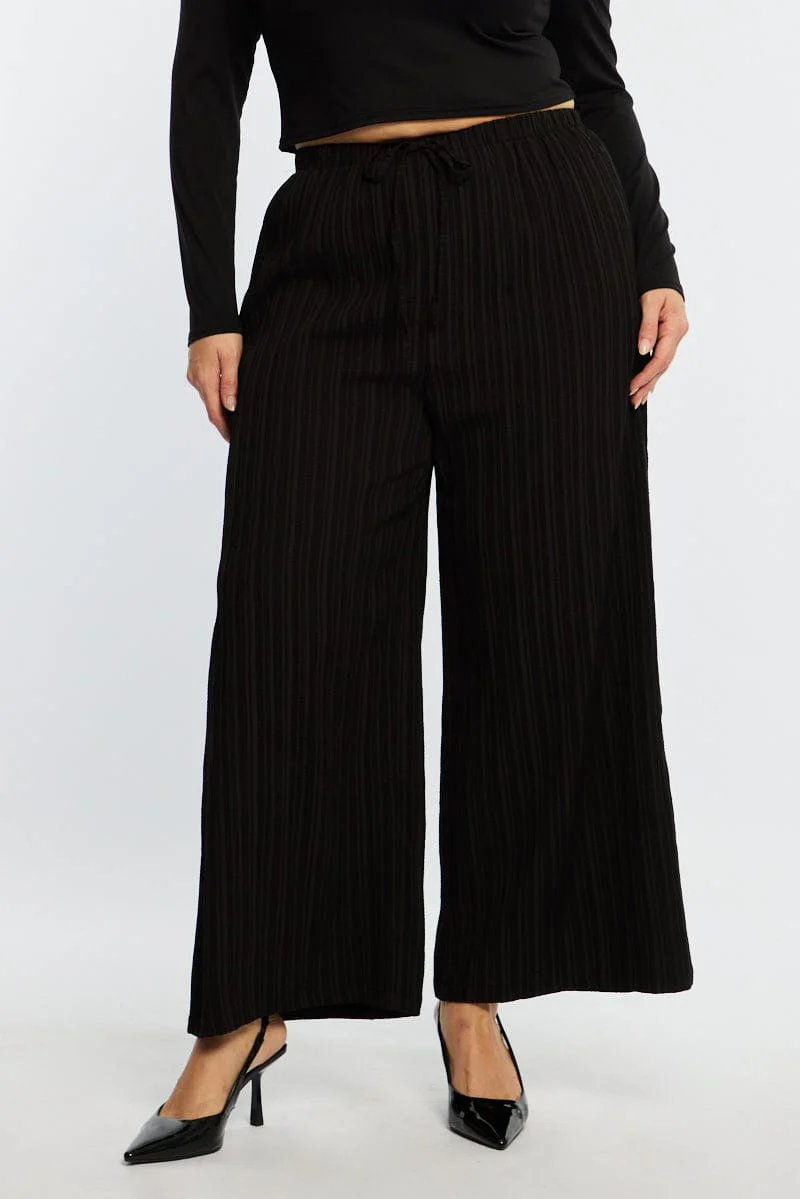 Black Wide Leg Pants Textured - Image 3