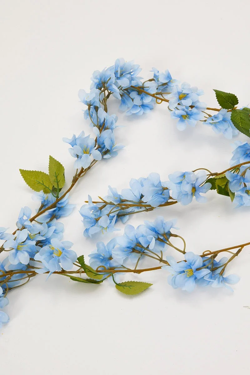 Blue Flower And Leaf Garland - Image 3