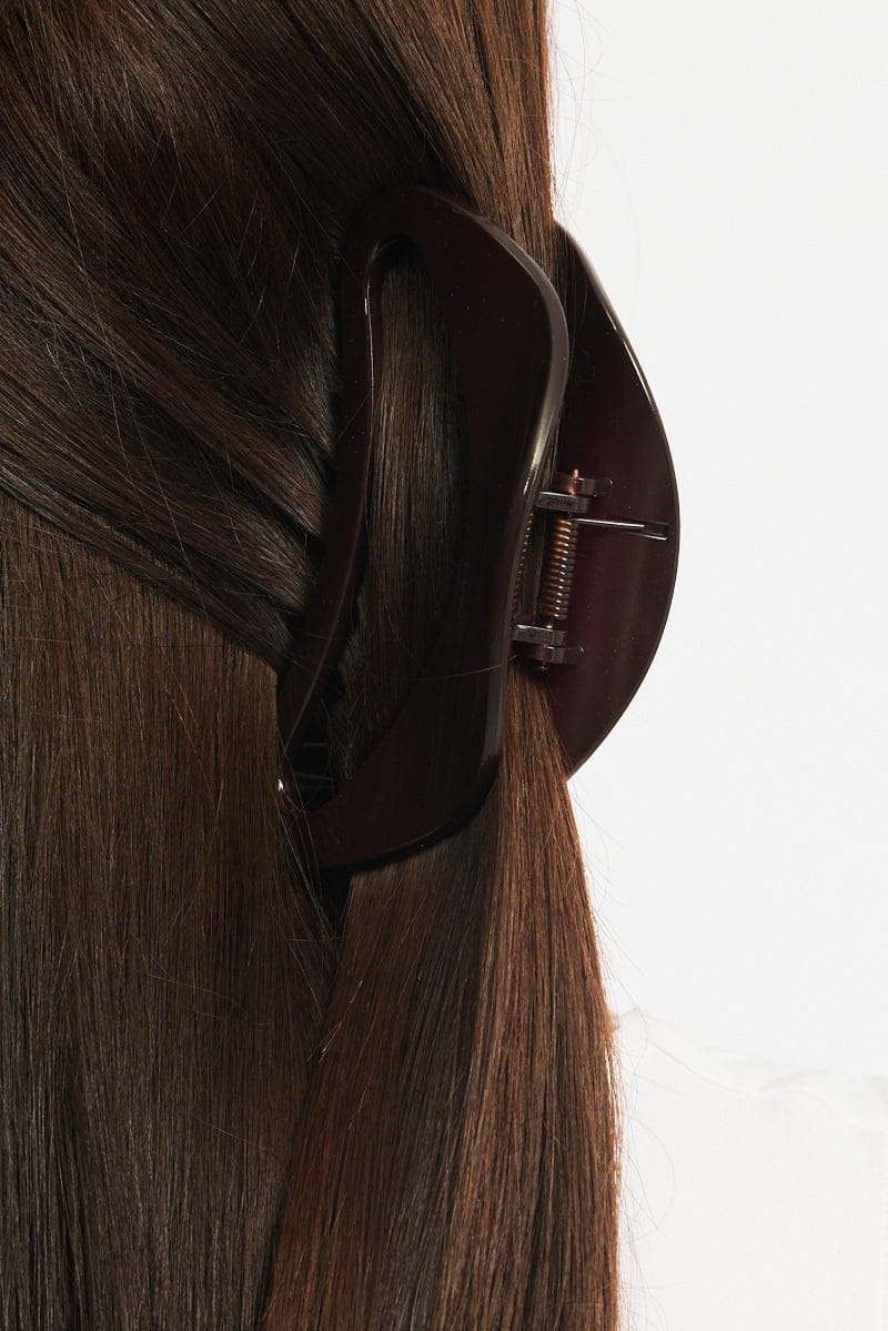 Brown Cut Out Claw Clip - Image 2