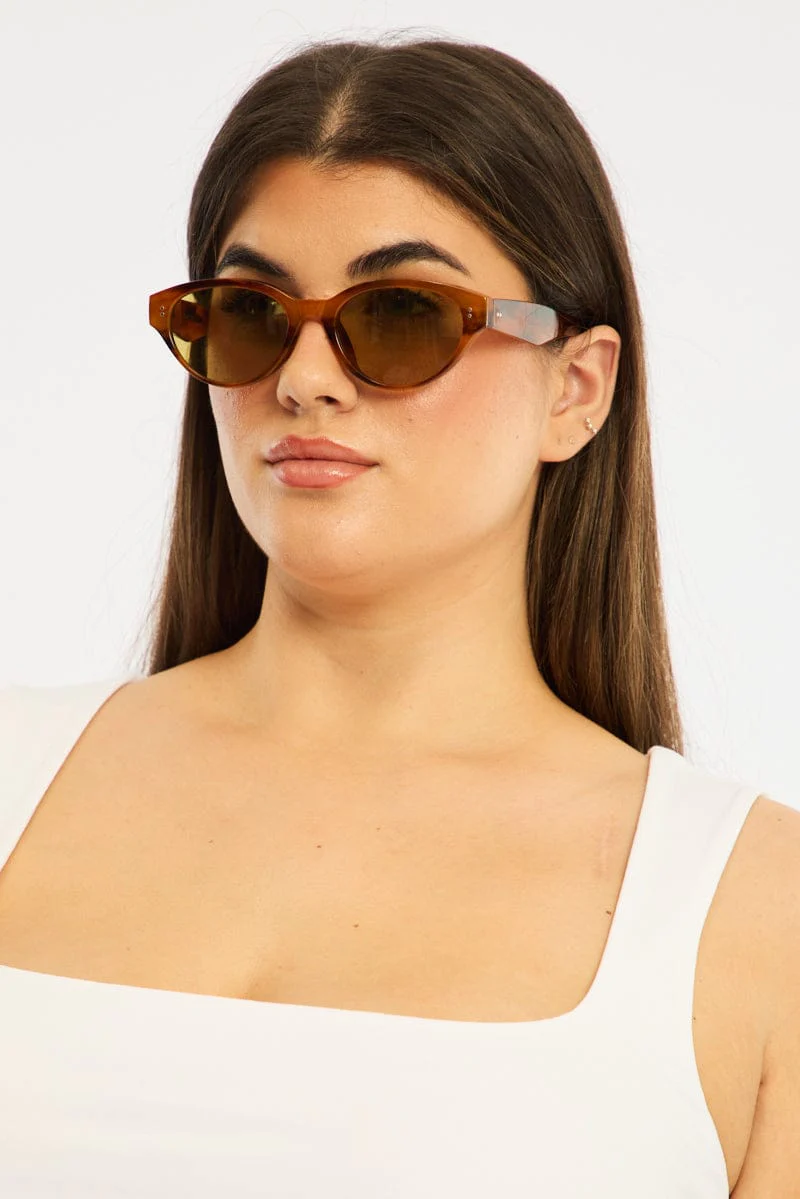 Brown Fashion Sunglasses - Image 2