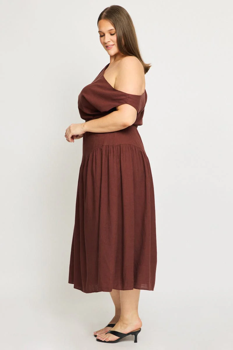 Brown Maxi Dress Short Sleeve Asymmetrical Shoulder - Image 4