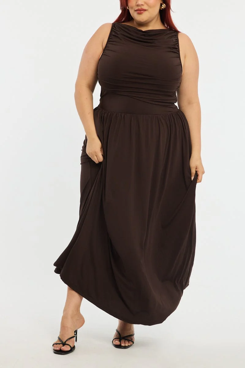 Brown Maxi Dress Sleeveless Ruched - Image 5