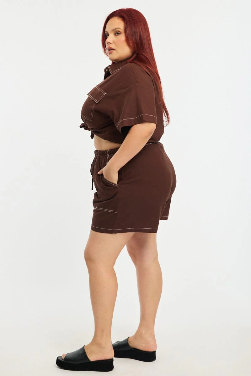 Brown Shorts Elastic Waist Outpocket - Image 3