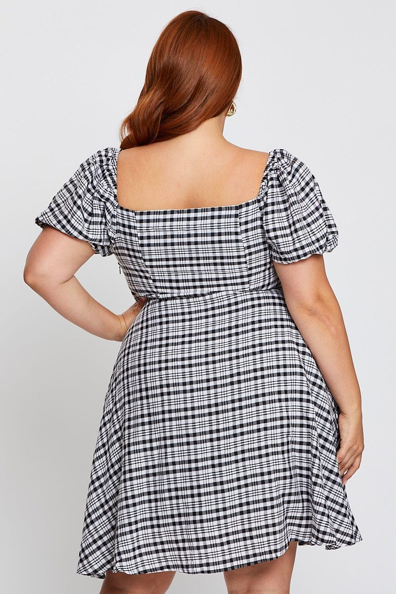 Check Short Bubble Sleeve Skater Dress - Image 5