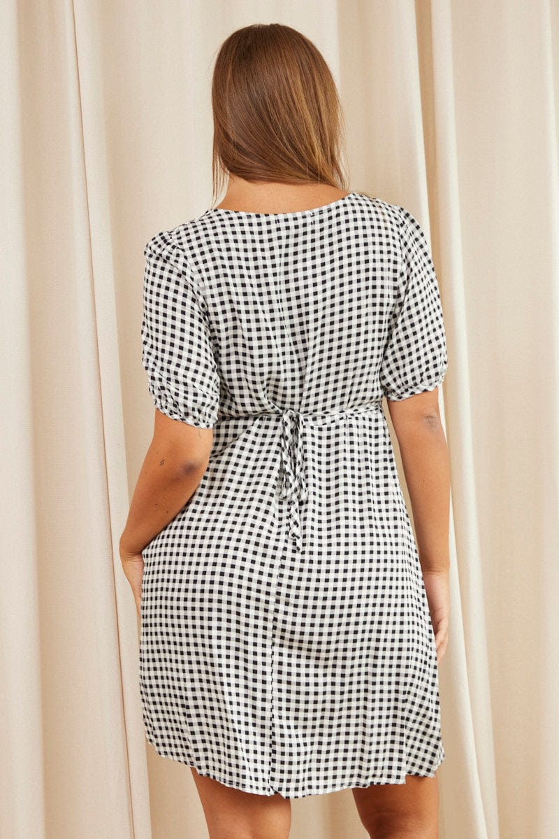 Check Skater Dress V-neck Short Sleeve - Image 5