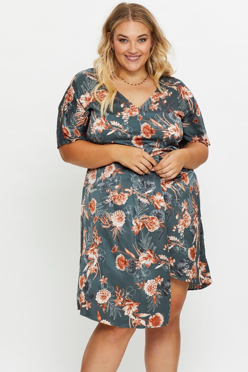 Floral Print Skater Dress V-neck Three-Quarter Sleeve - Image 4