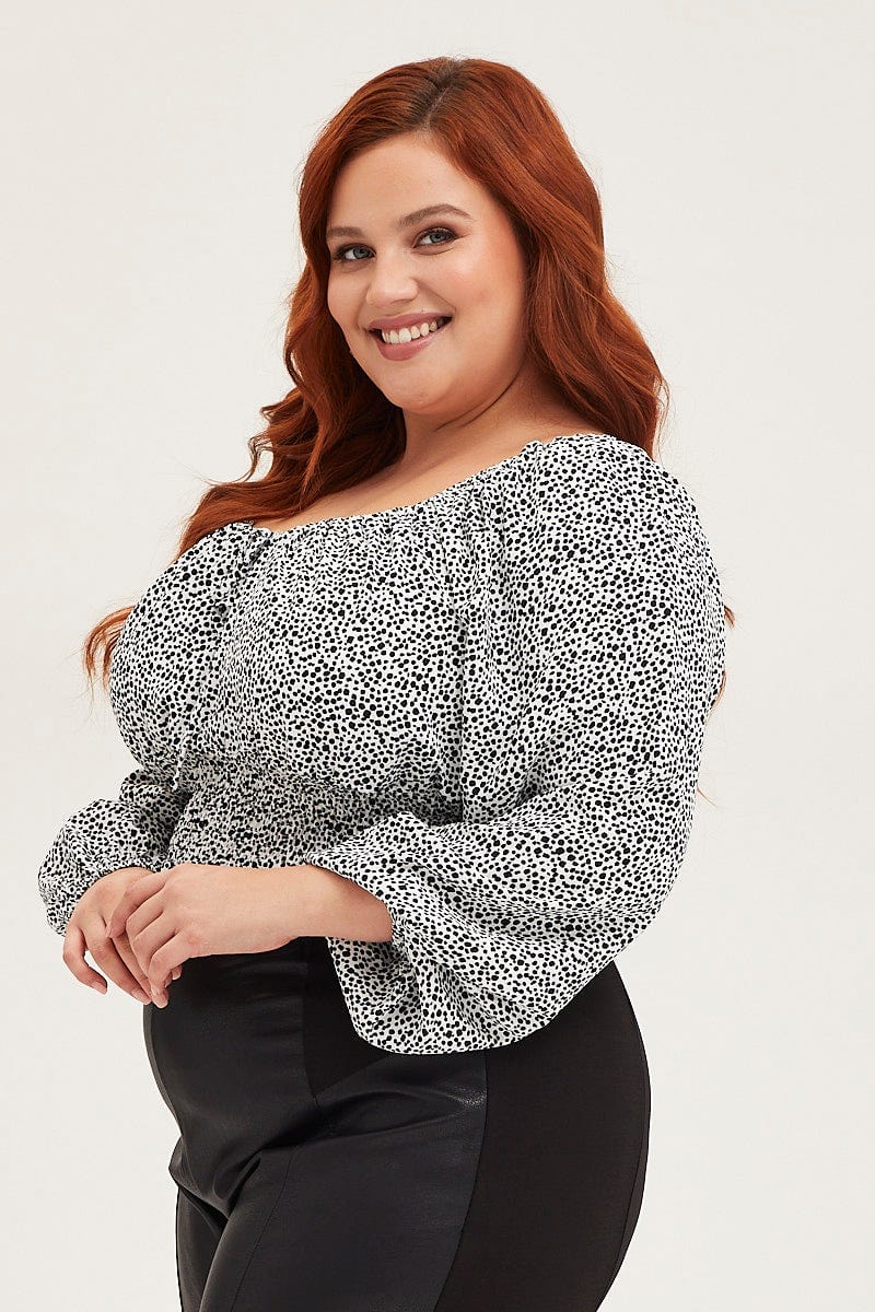 Geo Print Crop Top Long Sleeve Shirred - Image 4