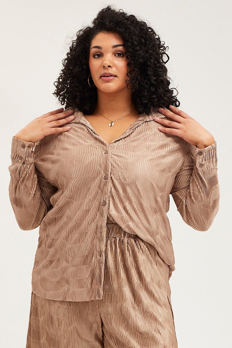 Gold Oversized Shirt Plisse Long Sleeve - Image 3