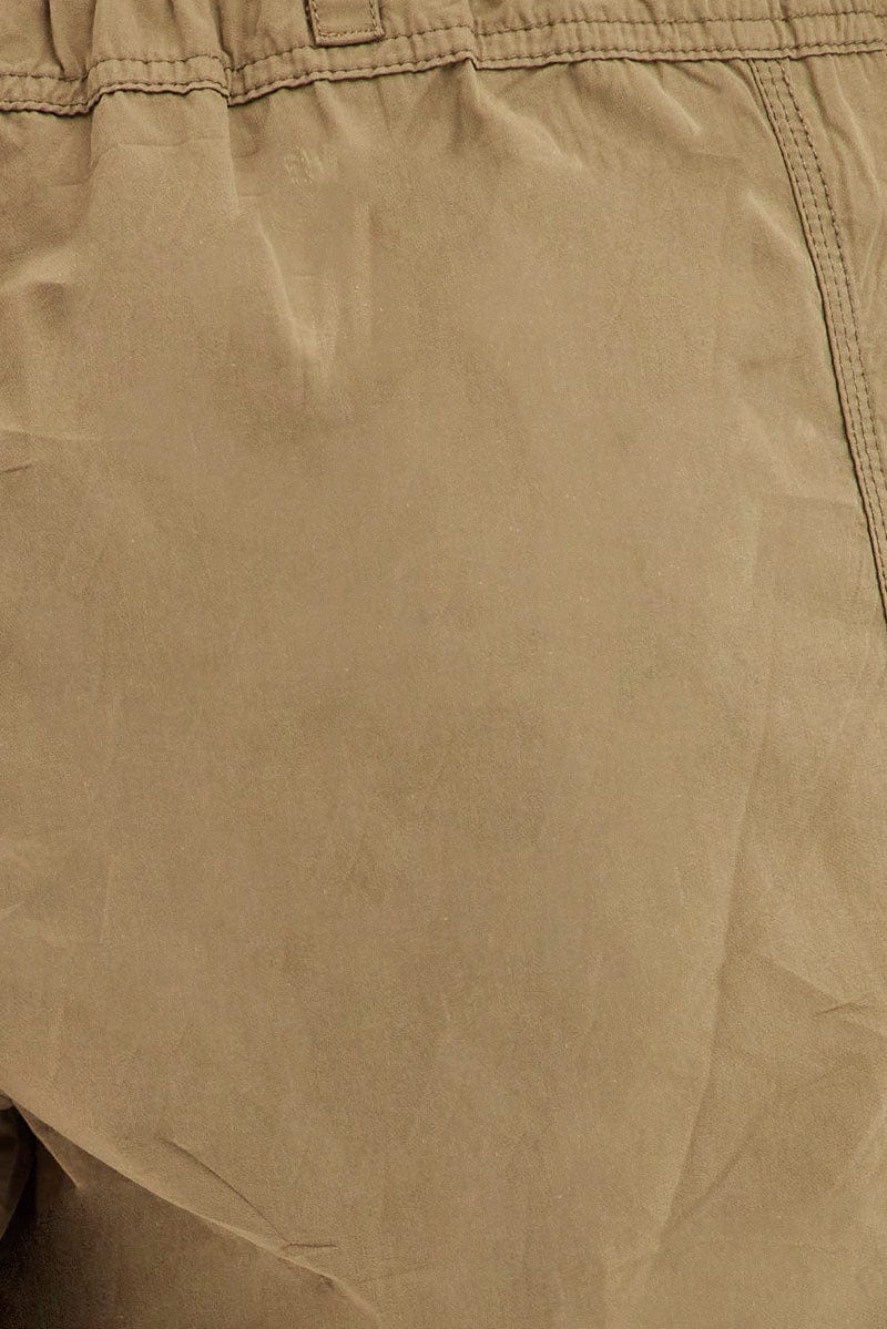 Green Cargo Shorts High Rise - Image 6