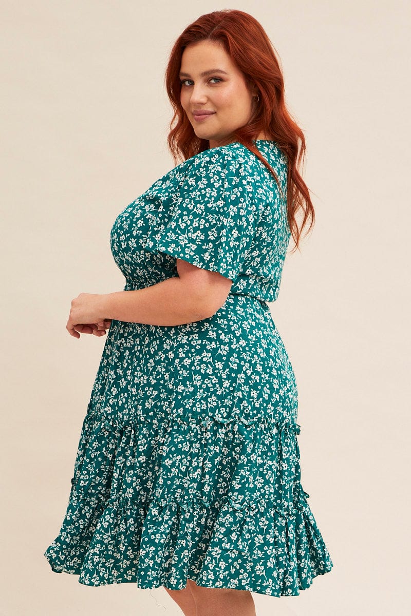 Green Ditsy Short Sleeve Floral Mini Skater Dress - Image 4