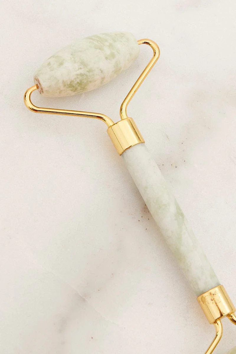 Green Green Jade Facial Massager - Image 4