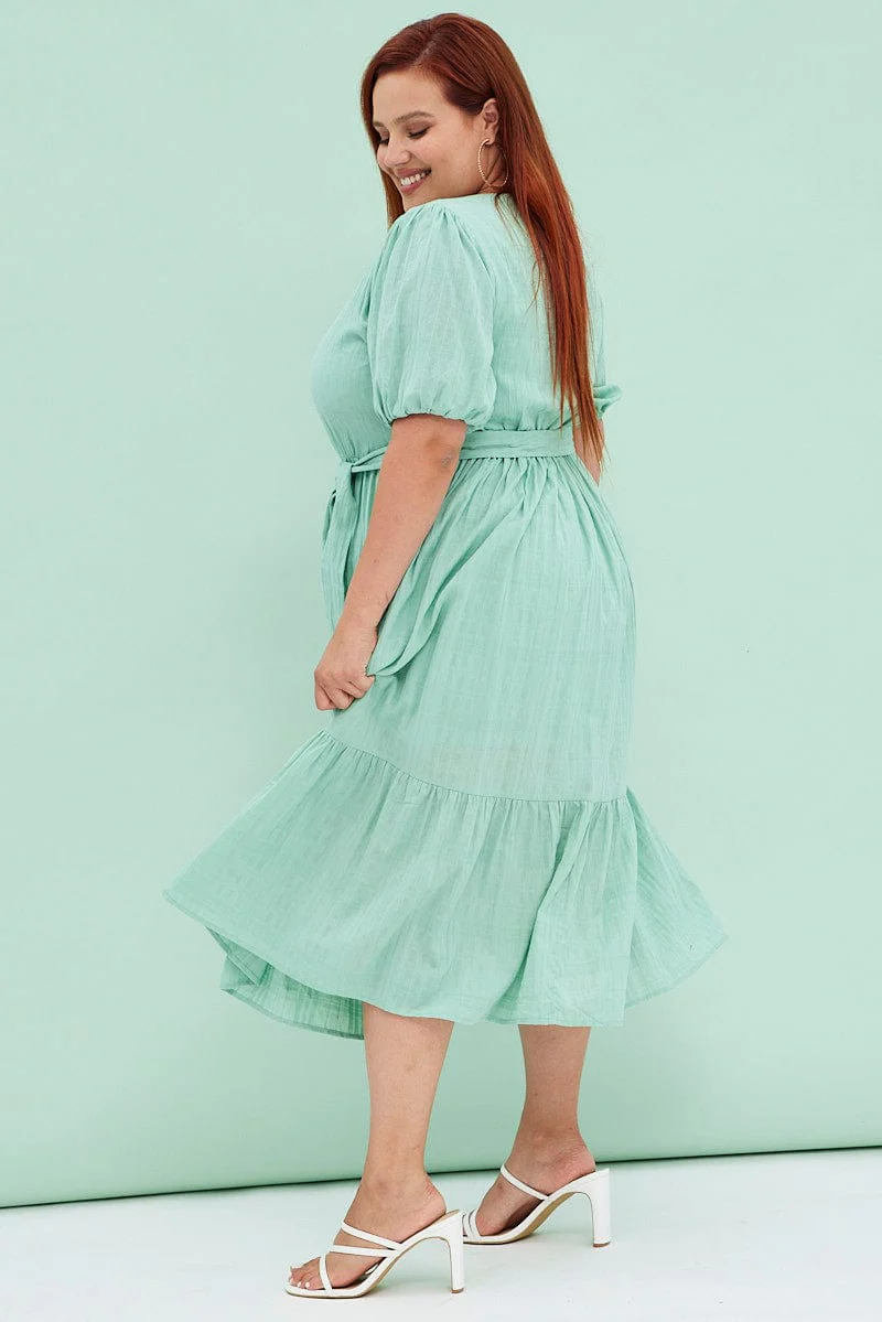 Green Sage Short Sleeve Textured Button Midi Dress - Image 4