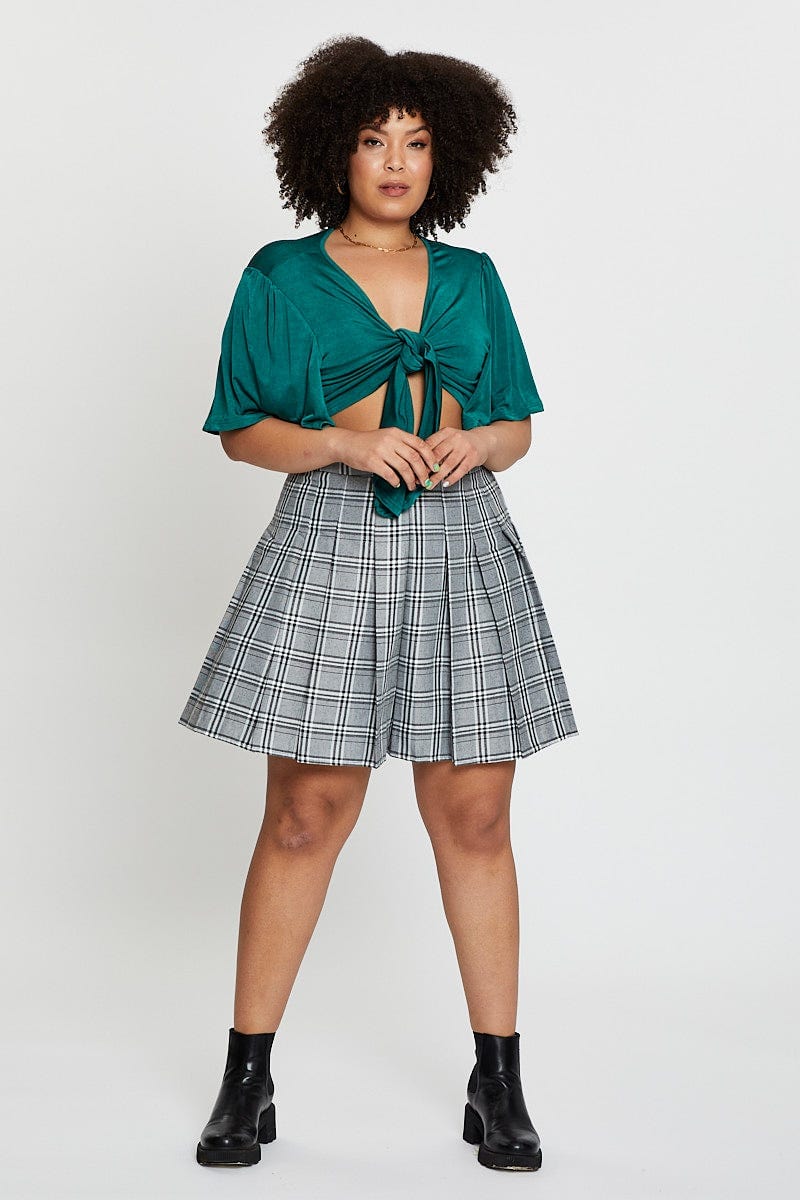 Green Short Flare Sleeve Front Tie Crop Top - Image 2