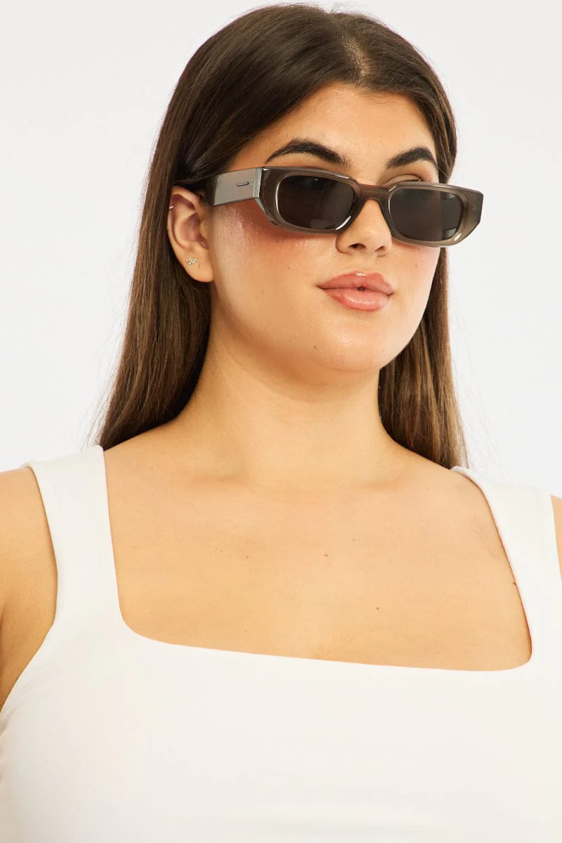 Grey Fashion Sunglasses - Image 2