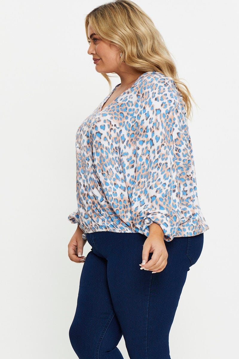 Print Plus Twist Front Long Sleeve Top - Image 2