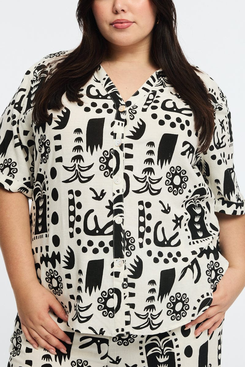 White Abstract Relaxed Shirt Short Sleeve - Image 5