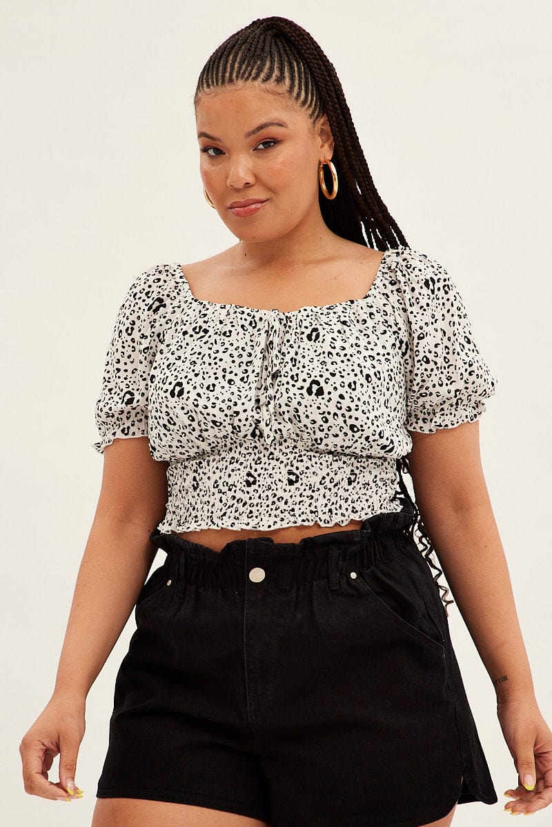 White Animal Print Crop Top Short Sleeve Ruched Bust - Image 3