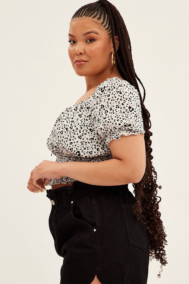 White Animal Print Crop Top Short Sleeve Ruched Bust - Image 4