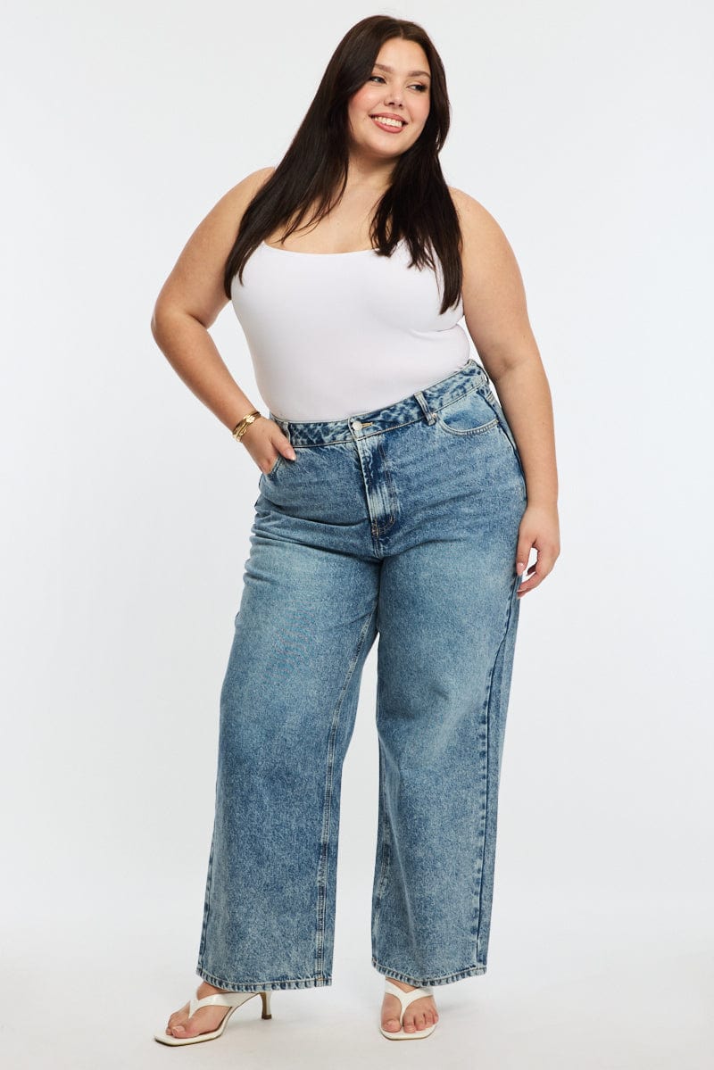 White Bodysuit Scoop Neck Seamless - Image 2