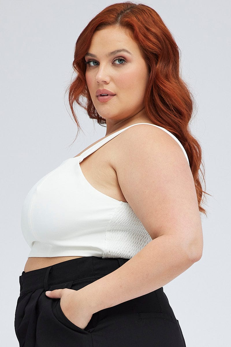White Crop Top Sleeveless V-wire - Image 4