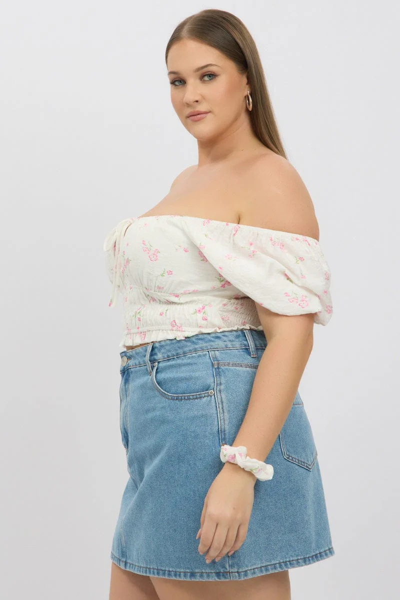 White Ditsy Crop Top Short Sleeve Shirred Waist - Image 4