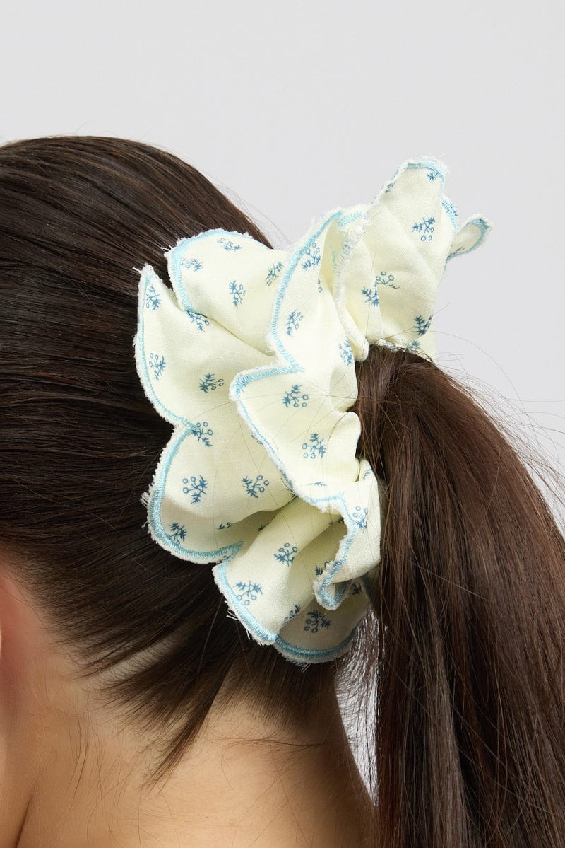 White Ditsy Frill Scallop Edge Scrunchie - Image 2