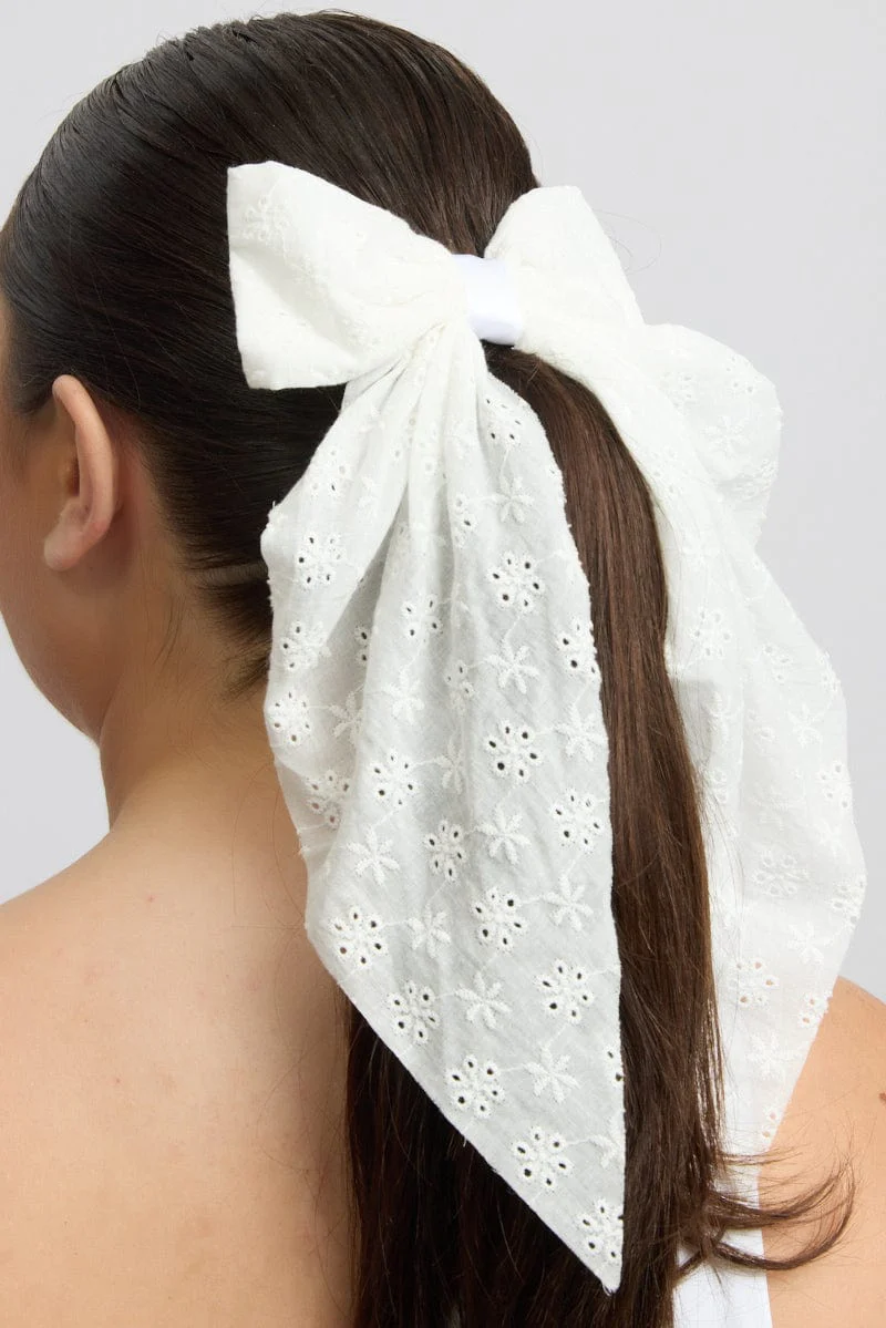 White Eyelet Bow Hair Clip