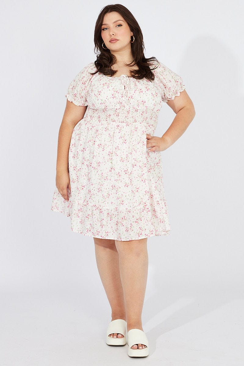 White Floral Fit And Flare Dress Short Sleeve Ruched Bust - Image 2