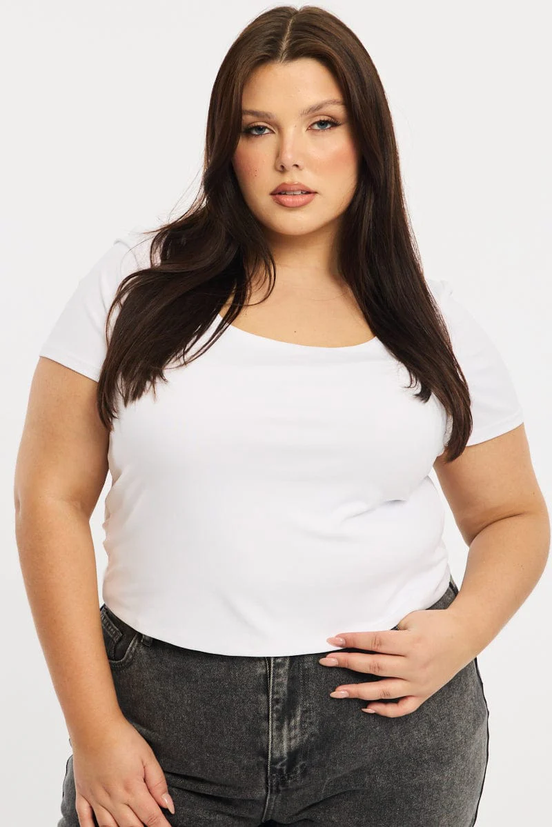 White T-shirt Short Sleeve Scoop Neck