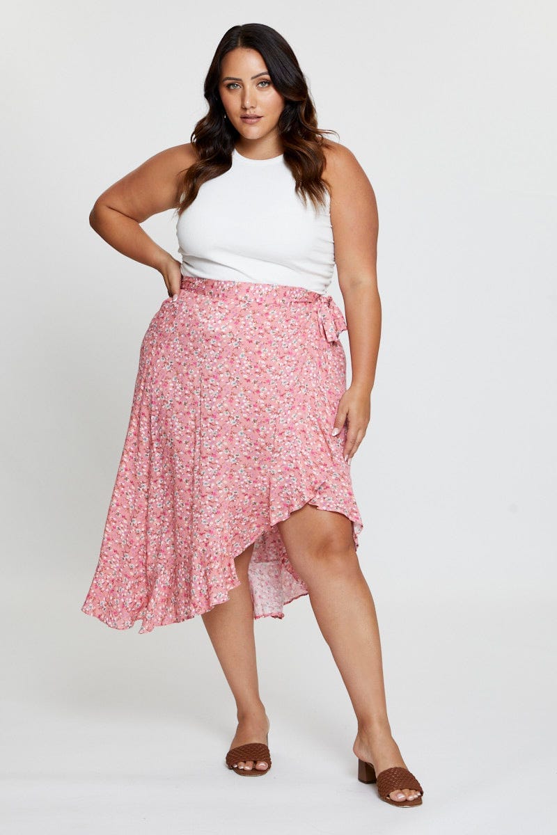 White Tank Top Crew Neck Sleeveless Ruched Side - Image 2