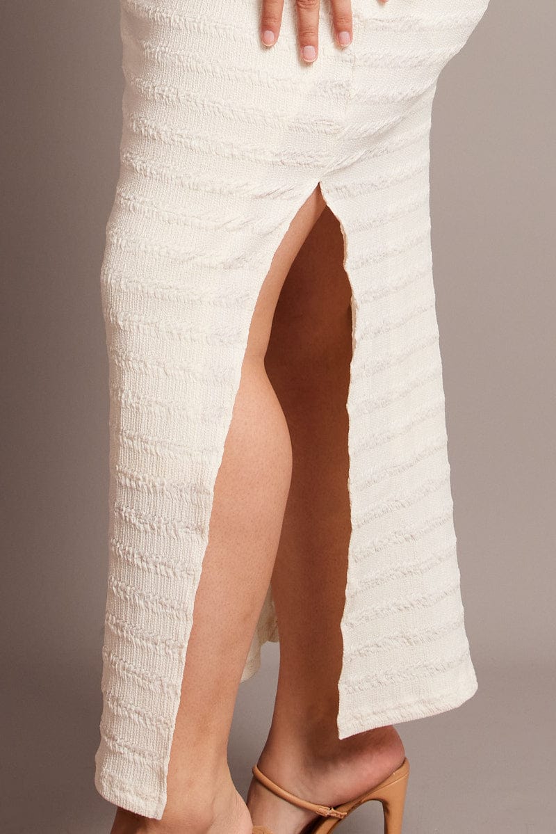 White Textured Maxi Dress - Image 6
