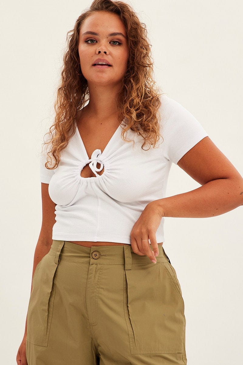 White Top Short Sleeve V-neck - Image 3